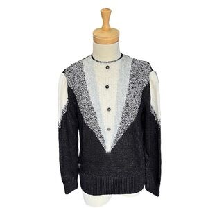 Vintage Magnolia Rhinestone Button Embellished Black Sweater. Size Medi…